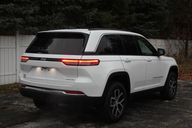 new 2025 Jeep Grand Cherokee car, priced at $50,799