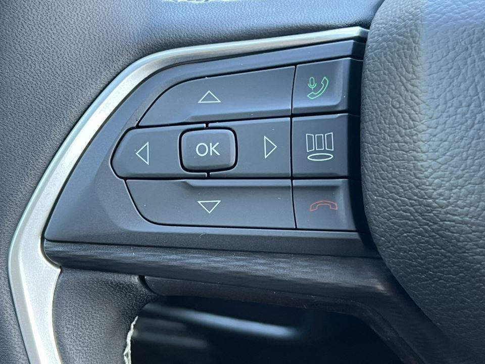 new 2025 Jeep Grand Cherokee L car, priced at $44,568