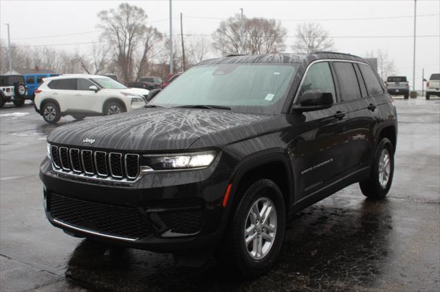 new 2025 Jeep Grand Cherokee car, priced at $42,302