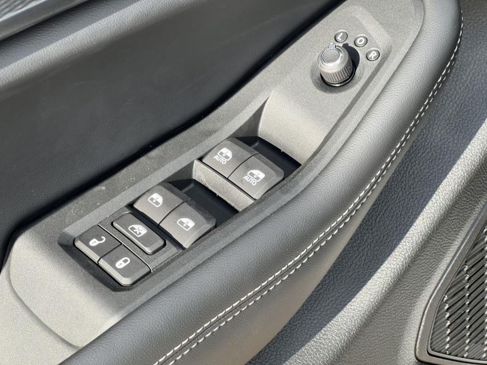 new 2025 Jeep Grand Cherokee L car, priced at $44,389