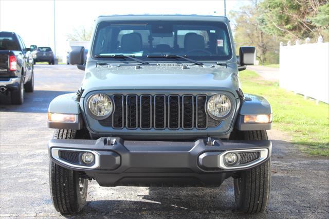 new 2024 Jeep Gladiator car, priced at $45,995