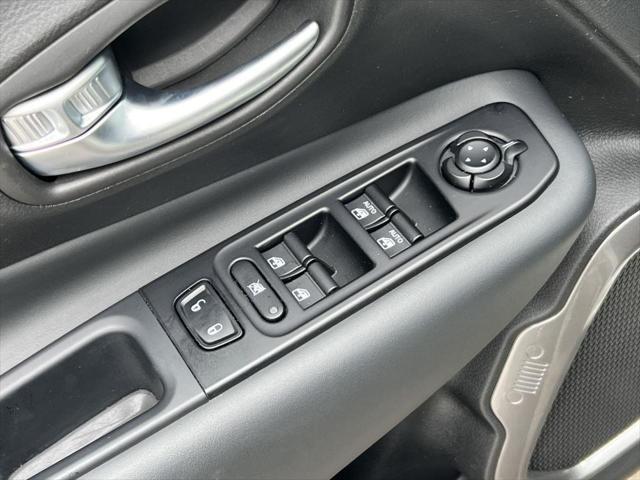 used 2022 Jeep Renegade car, priced at $22,590