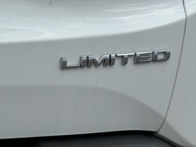 used 2022 Jeep Renegade car, priced at $22,590