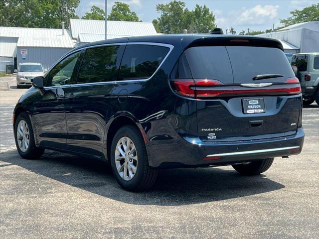 new 2025 Chrysler Pacifica car, priced at $44,592