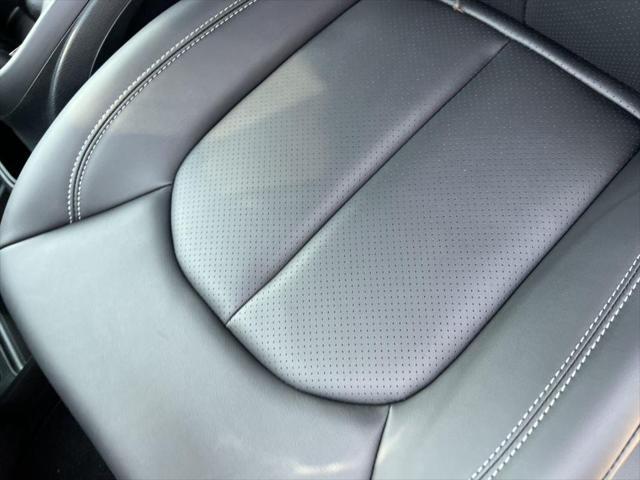 new 2025 Chrysler Pacifica car, priced at $44,592