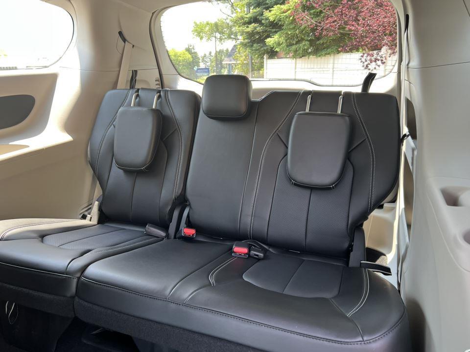 used 2024 Chrysler Pacifica car, priced at $40,290