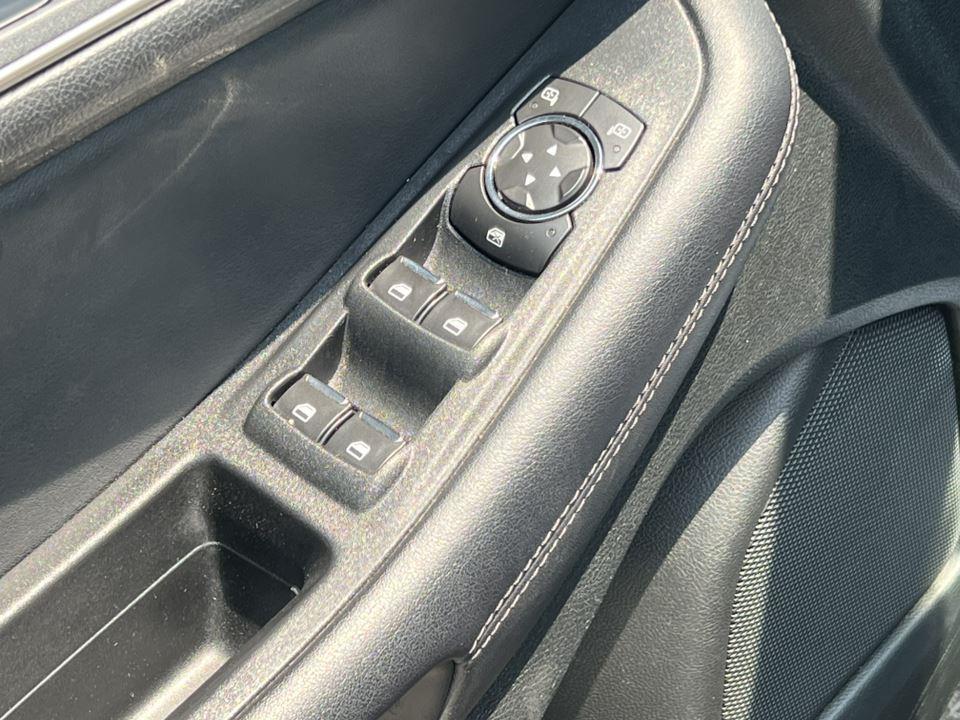 used 2022 Ford Edge car, priced at $22,790