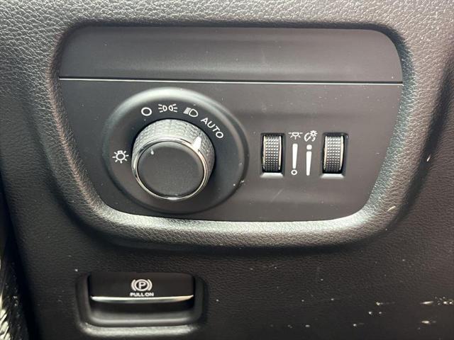 used 2024 Jeep Grand Cherokee L car, priced at $38,290