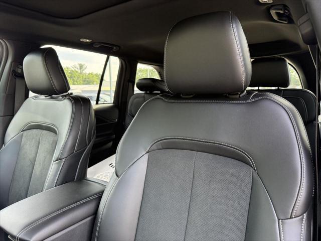 new 2025 Jeep Grand Cherokee car, priced at $42,146