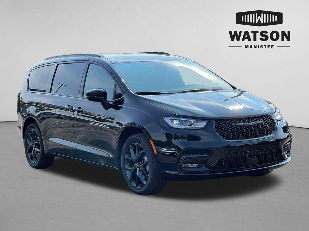 new 2026 Chrysler Pacifica car, priced at $44,875