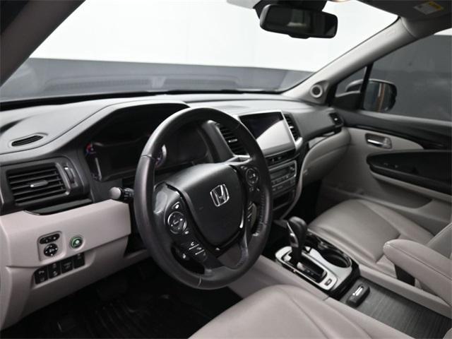 used 2018 Honda Ridgeline car, priced at $25,995
