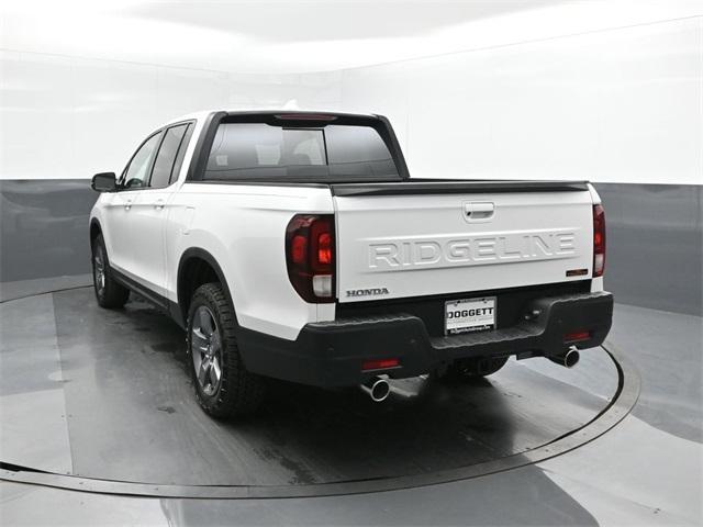 new 2025 Honda Ridgeline car, priced at $45,785