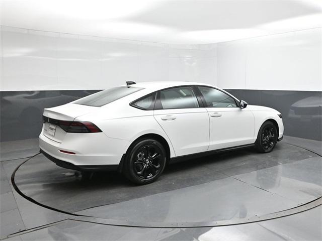 new 2025 Honda Accord car, priced at $31,710