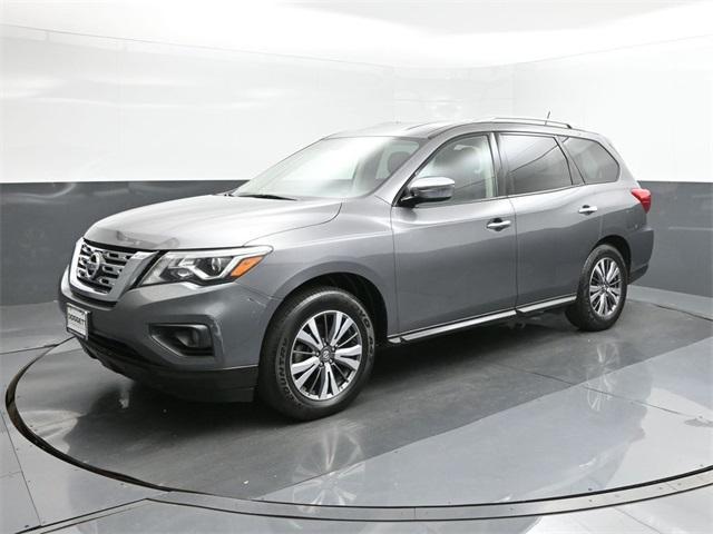 used 2018 Nissan Pathfinder car, priced at $12,195