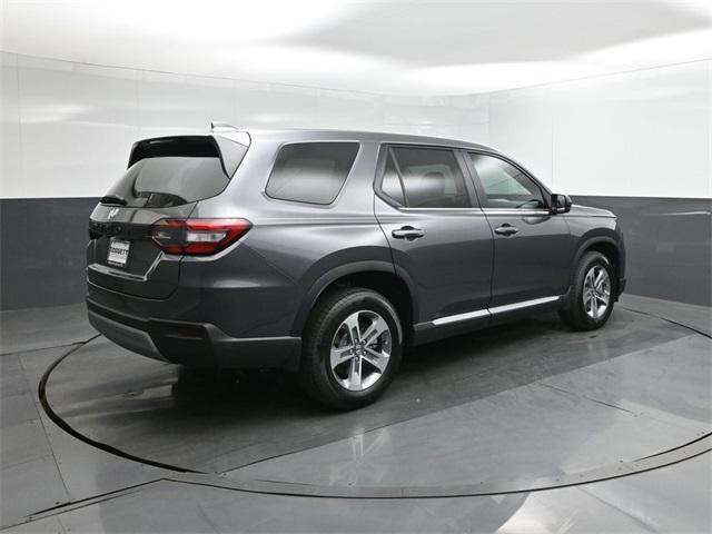new 2025 Honda Pilot car, priced at $44,965