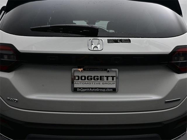 new 2025 Honda Pilot car, priced at $53,450