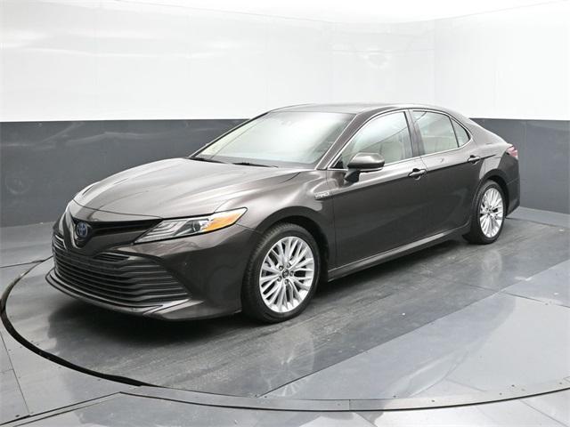 used 2018 Toyota Camry Hybrid car, priced at $18,695