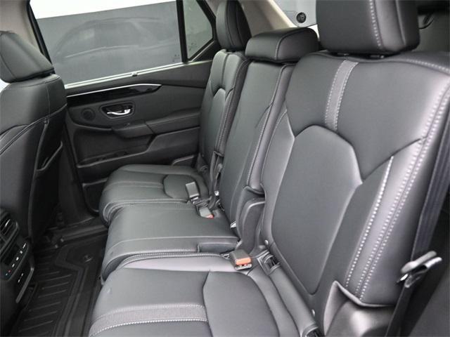 new 2025 Honda Pilot car, priced at $48,995