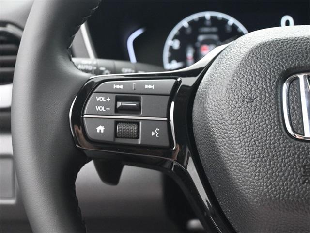 new 2025 Honda Pilot car, priced at $44,995