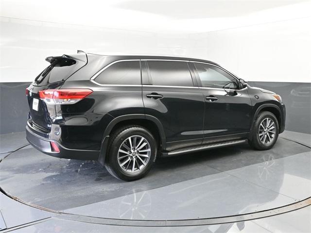 used 2019 Toyota Highlander car, priced at $22,695