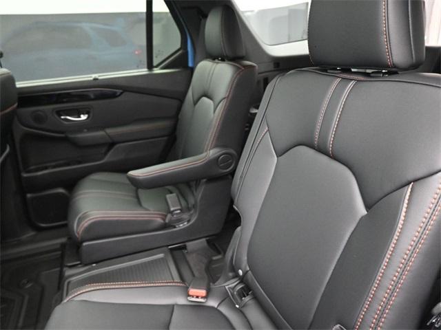 new 2025 Honda Pilot car, priced at $48,409