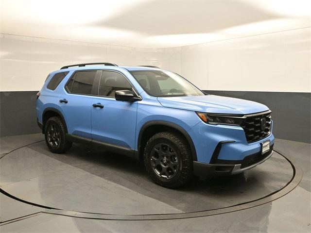 new 2025 Honda Pilot car, priced at $48,409