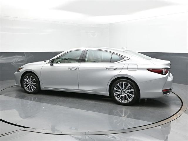 used 2021 Lexus ES 250 car, priced at $31,995