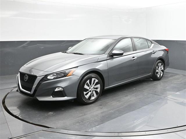 used 2022 Nissan Altima car, priced at $17,995