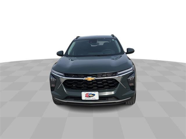 used 2025 Chevrolet Trax car, priced at $23,937