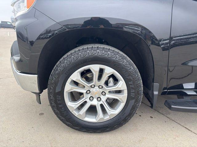 used 2022 Chevrolet Silverado 1500 car, priced at $39,938