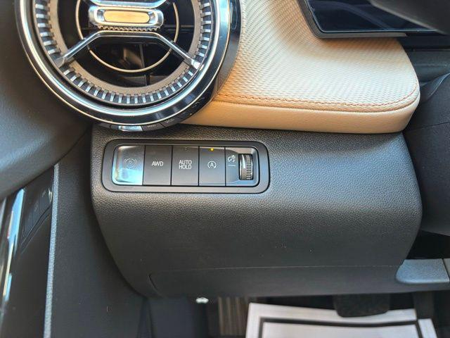 used 2025 Chevrolet Equinox car, priced at $32,984