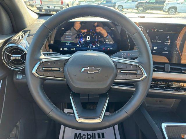 used 2025 Chevrolet Equinox car, priced at $32,984