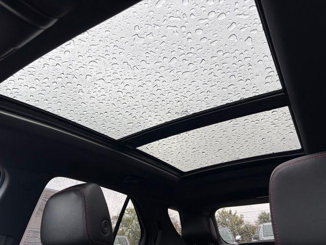 used 2024 Chevrolet Equinox car, priced at $28,493