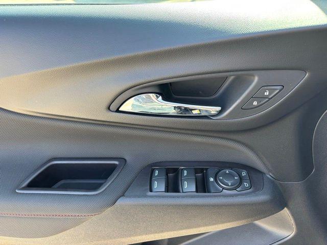 used 2022 Chevrolet Equinox car, priced at $27,167