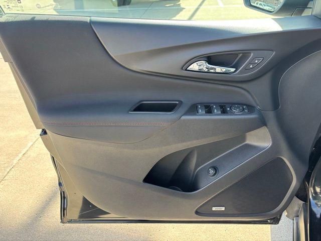 used 2022 Chevrolet Equinox car, priced at $27,167