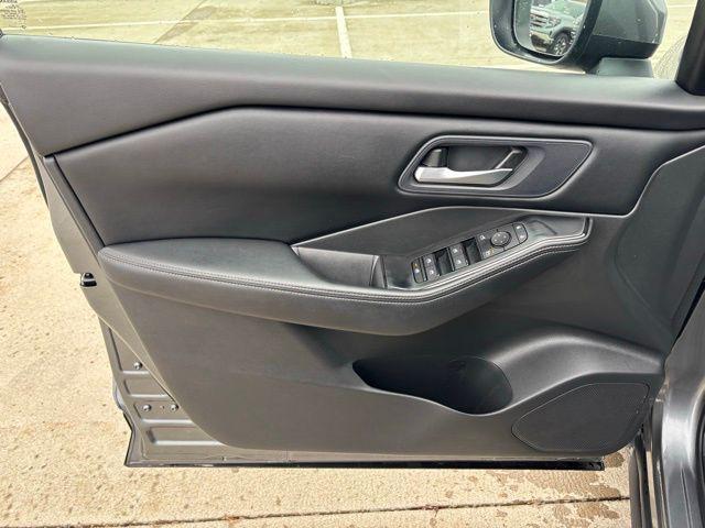 used 2024 Nissan Rogue car, priced at $23,995