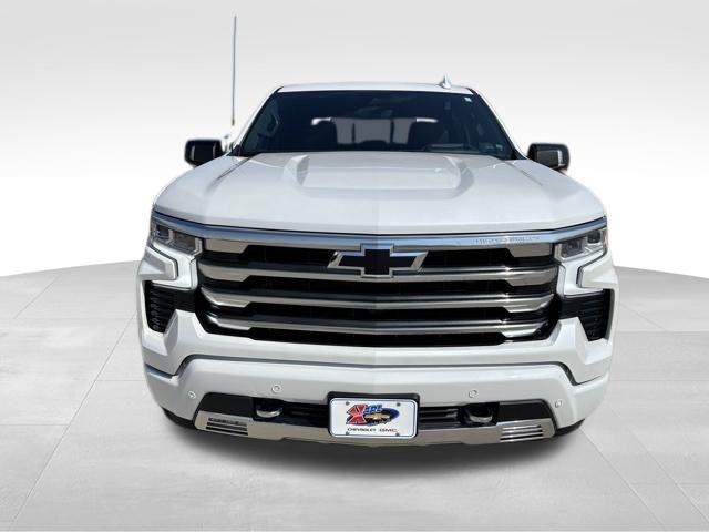 used 2025 Chevrolet Silverado 1500 car, priced at $59,390