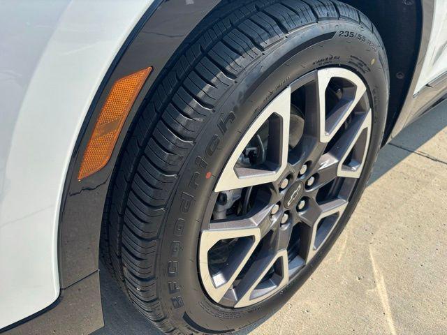 used 2023 Chevrolet Blazer car, priced at $27,495