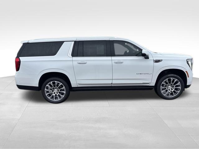 used 2025 GMC Yukon XL car, priced at $92,500