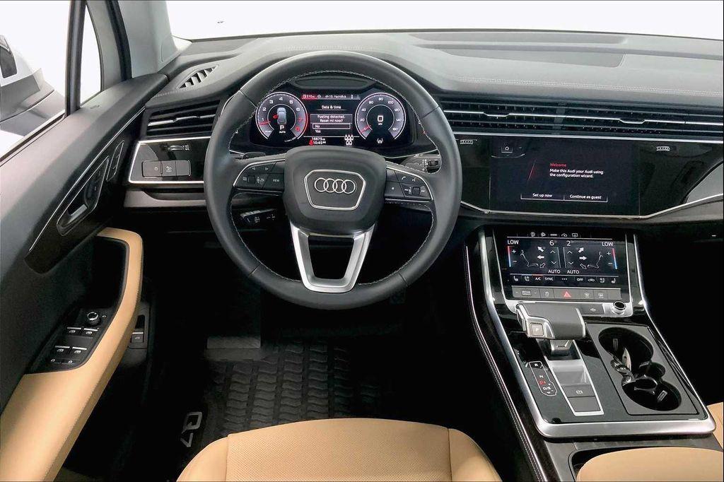 used 2025 Audi Q7 car, priced at $60,960