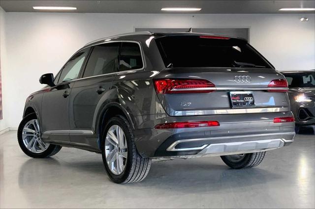 used 2022 Audi Q7 car, priced at $37,940