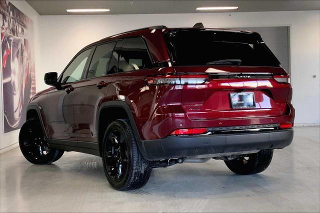 used 2022 Jeep Grand Cherokee car, priced at $33,980