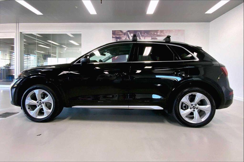 used 2024 Audi Q5 car, priced at $39,490