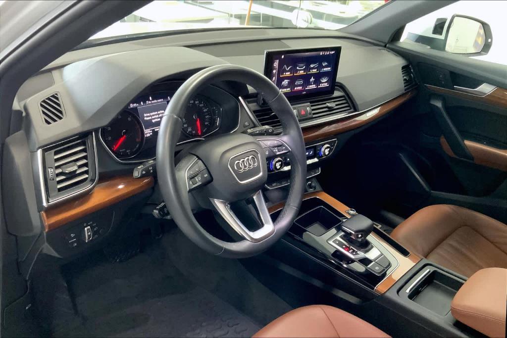 used 2021 Audi Q5 car, priced at $31,390