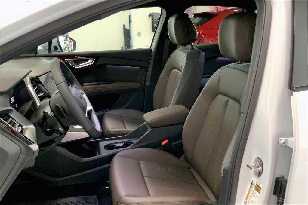 new 2025 Audi Q4 e-tron car, priced at $58,523