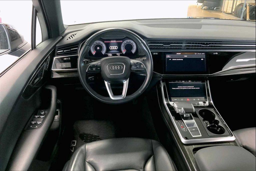 used 2022 Audi Q7 car, priced at $37,490