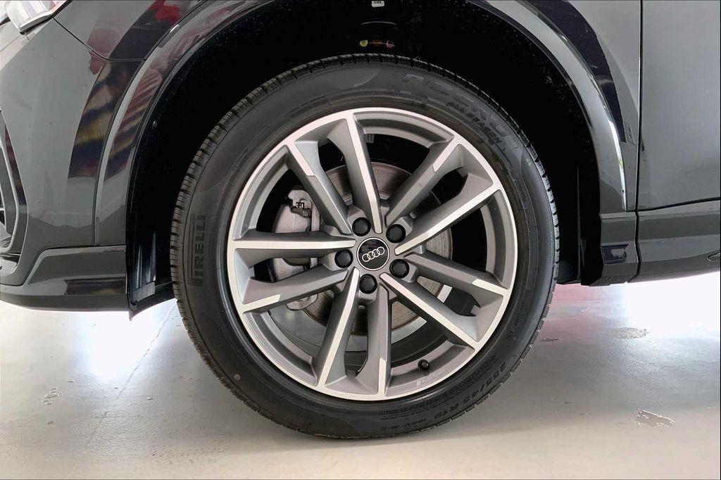 new 2025 Audi Q3 car, priced at $44,303