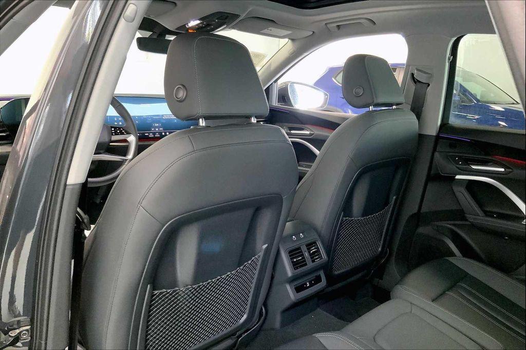 new 2025 Audi Q5 car, priced at $52,450