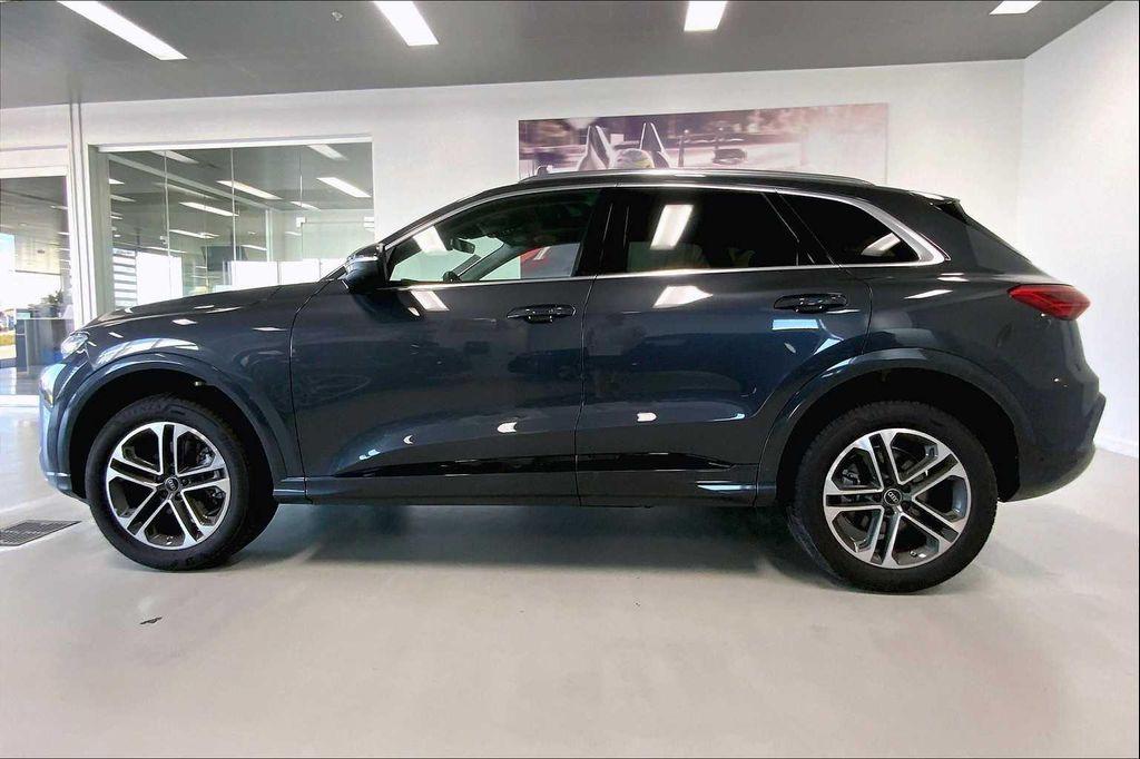 new 2025 Audi Q5 car, priced at $52,450