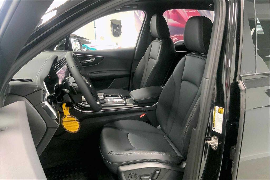 new 2026 Audi Q7 car, priced at $78,410